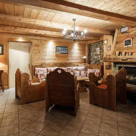 Des églantiers Apartment